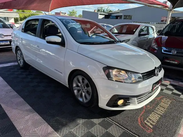 Carro Volkswagen Voyage 2017 1.0 MPI Comfortline (Flex)