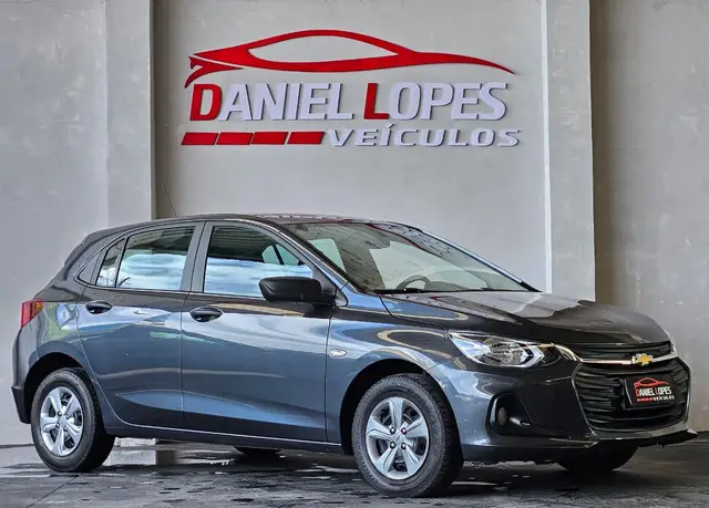 Carro Chevrolet Onix 2024 1.0
