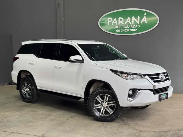 Carro Toyota SW4 2017 2.7 SR 5L 4x2 (Aut) (Flex)