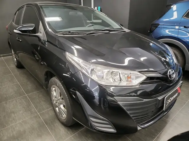 Carro Toyota Yaris Sedan 2022 1.5 XL Plus Connect CVT (Flex)