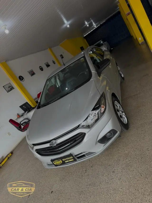 Carro Chevrolet Joy Plus 2020 Plus 1.0 8V Black Edition (Flex)