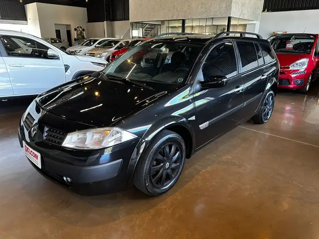 Carro Renault Megane Grand Tour 2012 Mégane Grand Tour Dynamique 1.6 16V (flex)