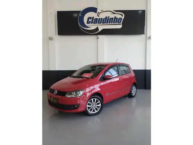 Carro Volkswagen Fox 2014 1.6 VHT Highline (Flex)
