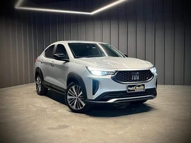 Carro Fiat Fastback 2025 Audace