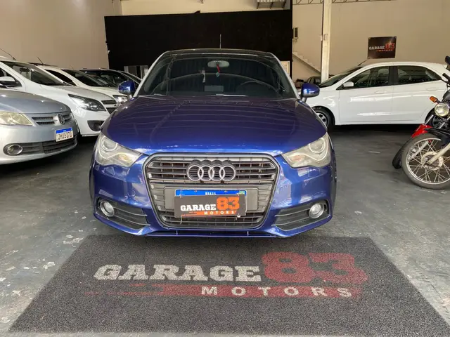 Carro Audi A1 2013 1.4 TFSI Sportback Attraction S Tronic