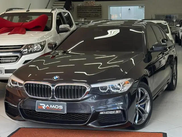 Carro BMW 530i 2018 M Sport
