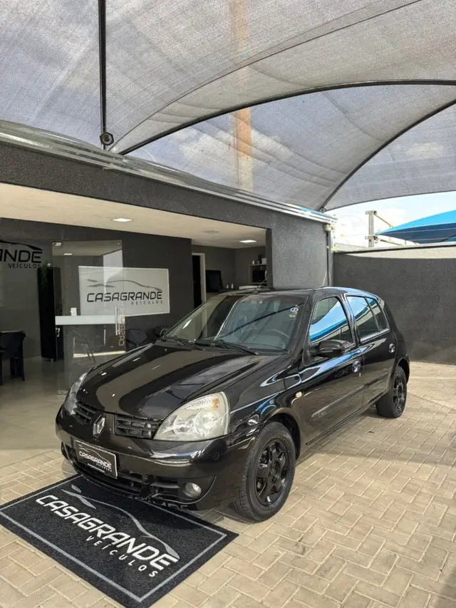 Carro Renault Clio 2006 Hatch. Privilége 1.0 16V (flex)