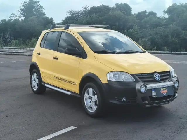 Carro Volkswagen CrossFox 2008 1.6 (Flex)