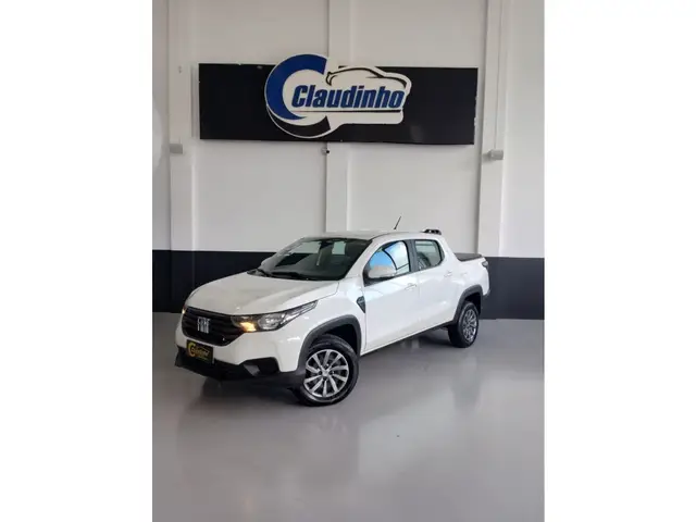 Carro Fiat Strada 2025 Volcano 1.3 Flex 8V CD Aut.