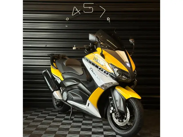 Moto Yamaha Tmax 2015 530