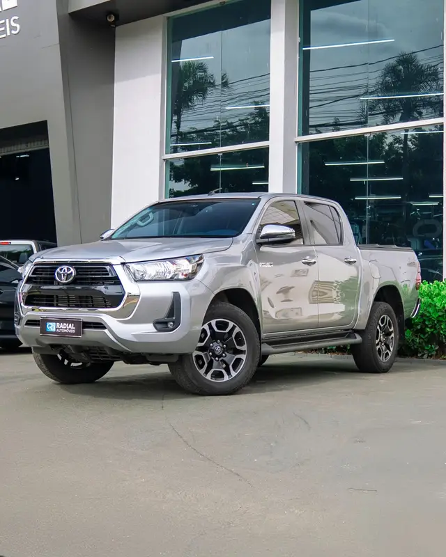 Carro Toyota Hilux Cabine Dupla 2024 SRV 4x4 2.8 Diesel