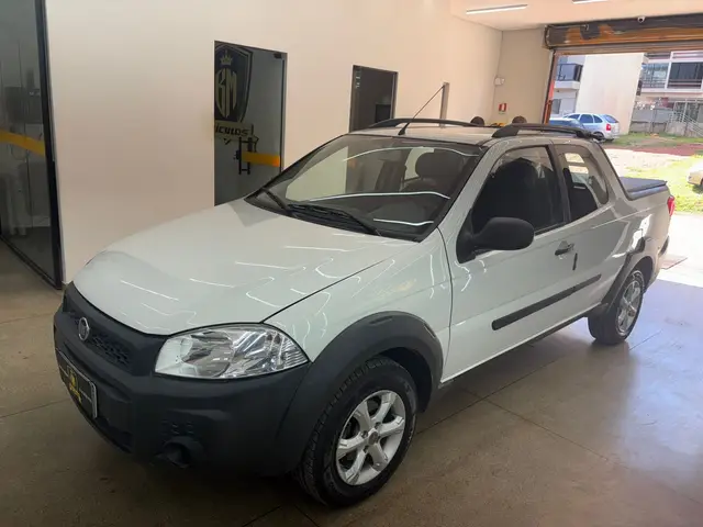 Carro Fiat Strada 2014 Working 1.4 (Flex) (Cabine Dupla)
