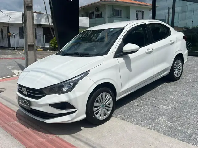 Carro Fiat Cronos 2024 Drive 1.3