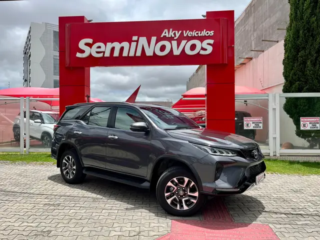 Carro Toyota SW4 2024 Diamond  2.8 Turbodiesel 4x4 (Aut.)