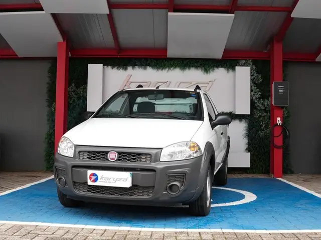 Carro Fiat Strada 2020 1.4 CS Freedom