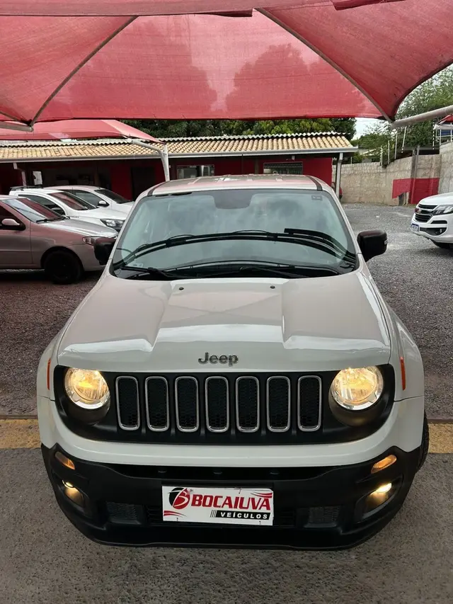 Carro Jeep Renegade 2016 Sport 1.8 4x2 (Flex)