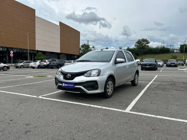 Carro Toyota Etios 2020 X 1.3 (Aut) (Flex)