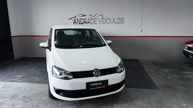 Carro Volkswagen Fox 2014 1.6 VHT (Flex)