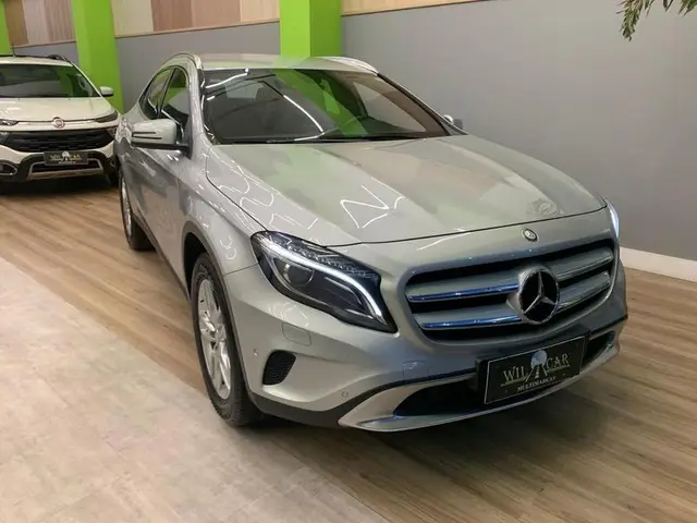 Carro Mercedes-Benz GLA 200 2015 GLA 200 1.6 Style
