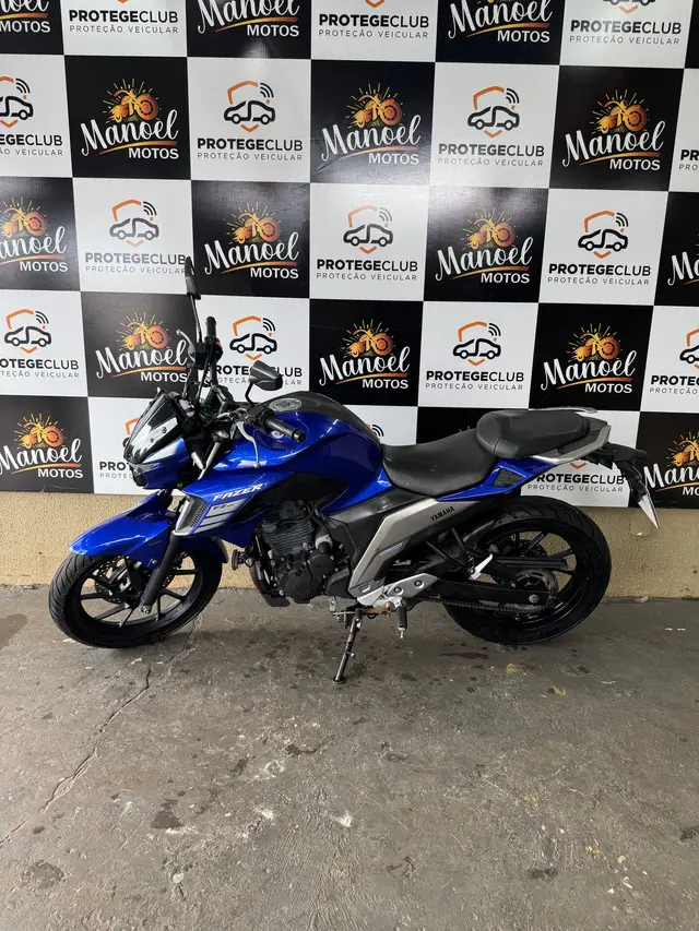 Moto Yamaha YS 250 Fazer 2022 ABS