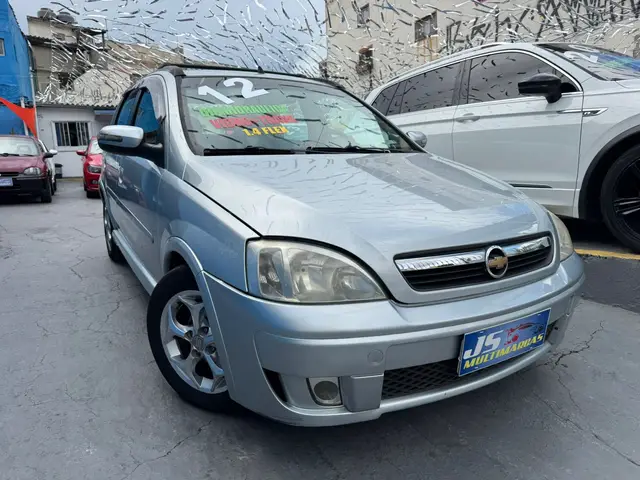 Carro Chevrolet Corsa Hatch 2012 Maxx 1.4 (Flex)