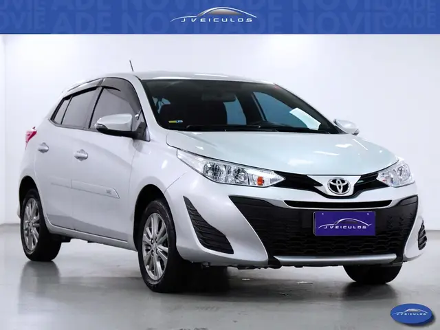 Carro Toyota Yaris Sedan 2022 1.5 XL Plus Connect CVT (Flex)