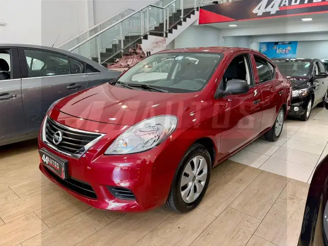 Carro Nissan Versa 2013 1.6 16V S (Flex)