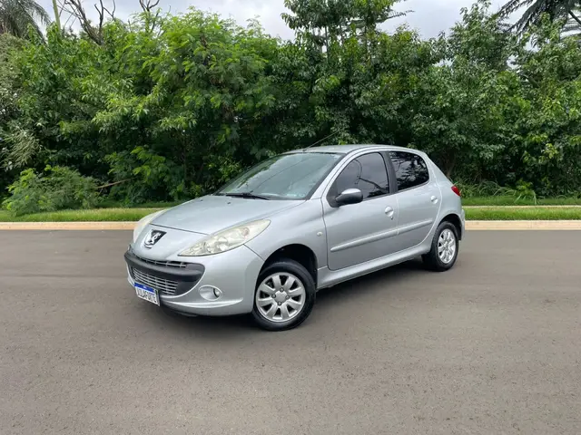 Carro Peugeot 207 2011 Hatch XR Sport 1.4 8V (flex)