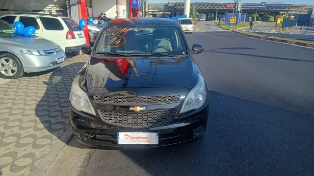 Carro Chevrolet Agile 2011 LT 1.4 8V (Flex)