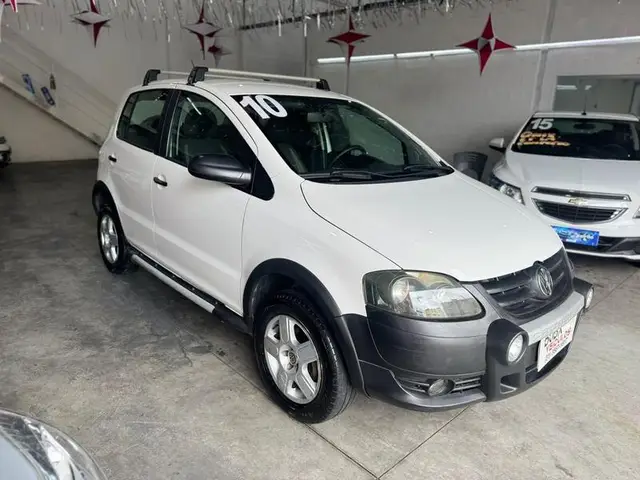 Carro Volkswagen CrossFox 2010 1.6 (Flex)
