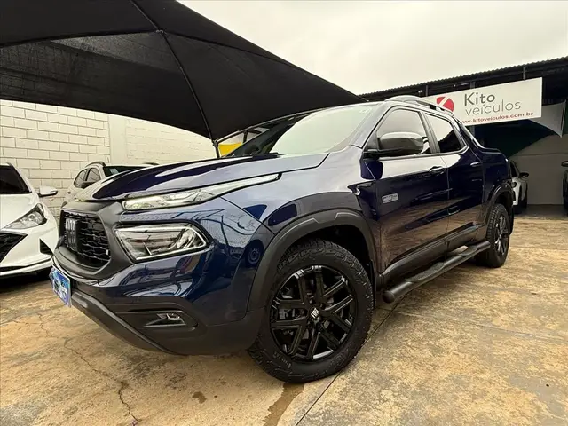 Carro Fiat Toro 2023 Ultra 2.0 TDI 4x4 (Aut)