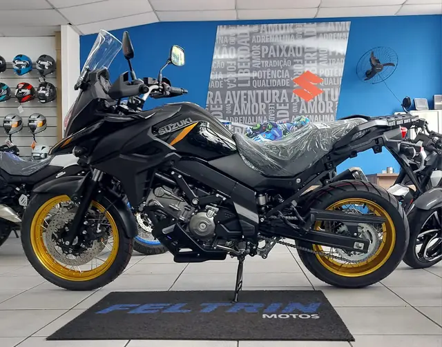 Moto Suzuki V-Strom 2025 650 XT