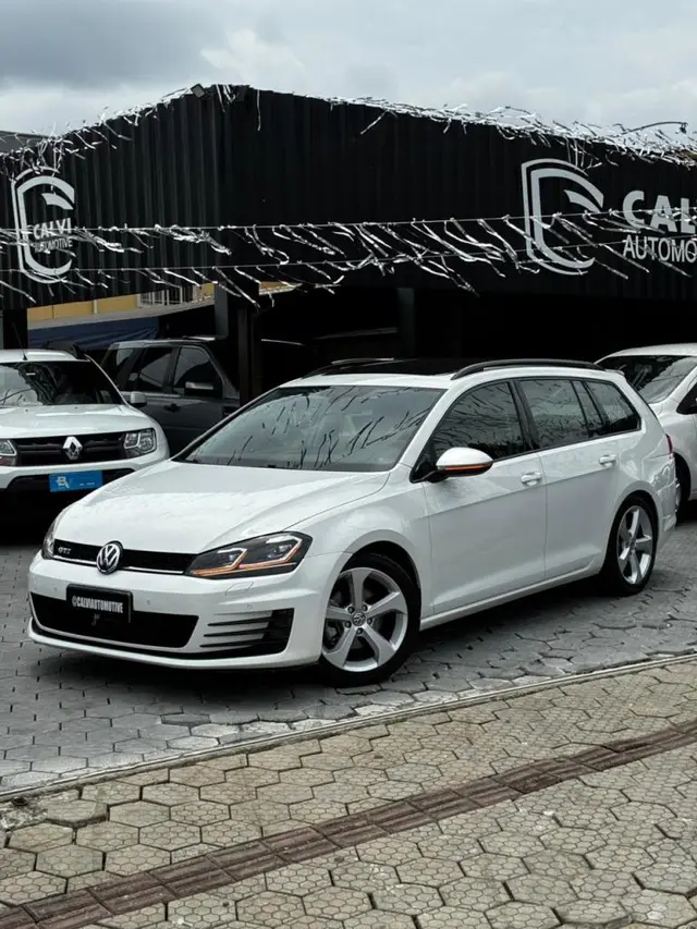 Carro Volkswagen Golf Variant 2016 Comfortline 1.4 TSi DSG BlueM.