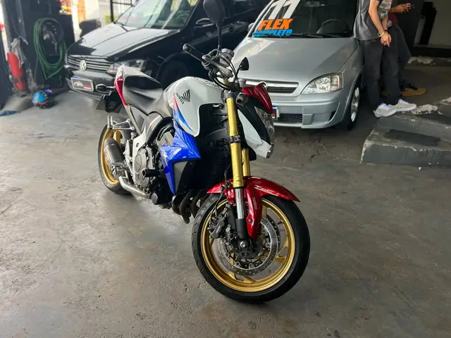Moto Honda CB 1000R 2013 Standard