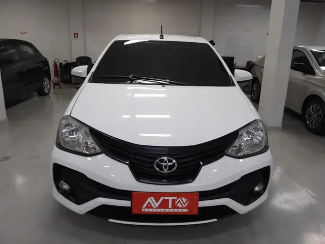 Carro Toyota Etios Sedan 2018 X 1.5 (Aut) (Flex)