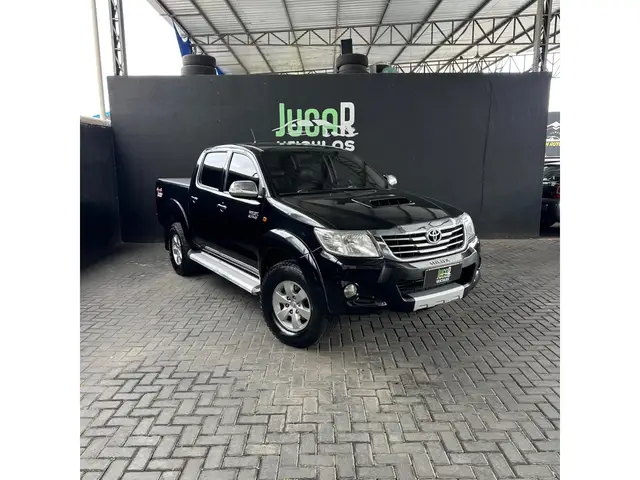 Carro Toyota Hilux Cabine Dupla 2015 Hilux 3.0 TDI 4x4 CD SR (Aut)