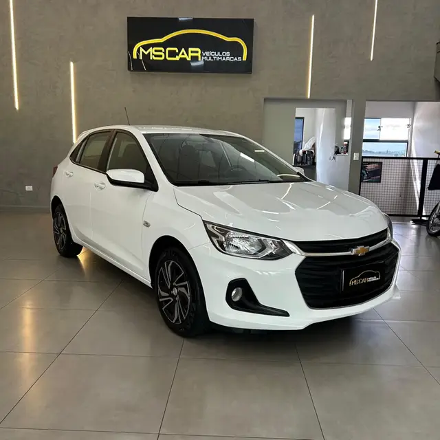 Carro Chevrolet Onix 2025 LT 1.0