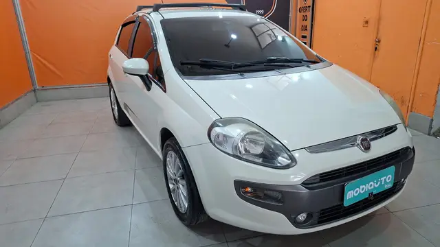 Carro Fiat Punto 2017 Essence 1.6 16V (Flex)