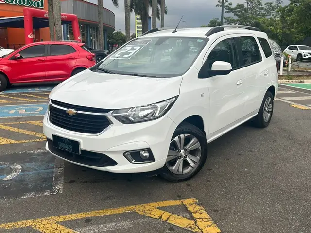 Carro Chevrolet Spin 2023 Premier 1.8 (Aut.)