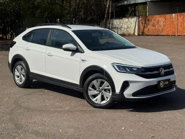 Carro Volkswagen Nivus 2023 Comfortline 200 TSI