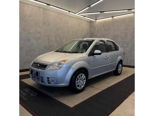 Carro Ford Fiesta Sedan 2009 1.0 (Flex)