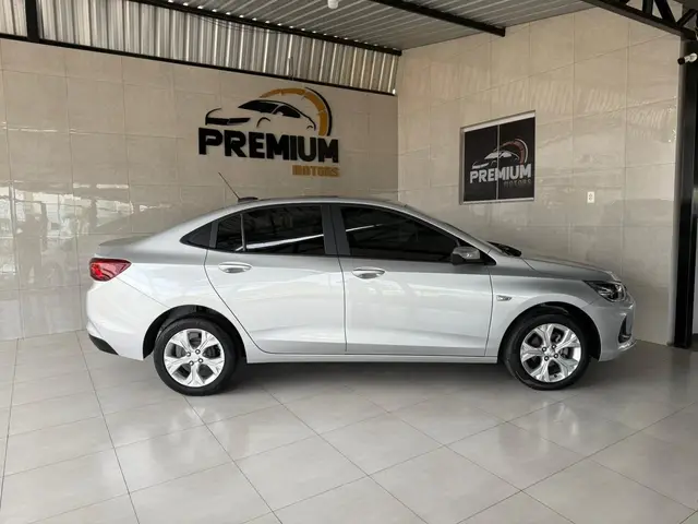 Carro Chevrolet Onix Plus 2023 LTZ 1.0 Turbo (Aut.)