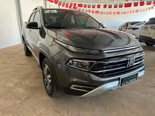 Carro Fiat Toro 2023 Volcano 2.0 TDI 4x4 (Aut)