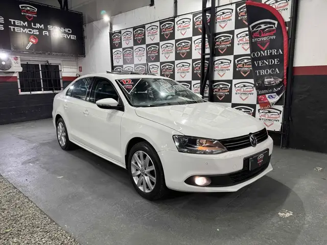 Carro Volkswagen Jetta 2012 2.0 Comfortline Tiptronic (Flex)