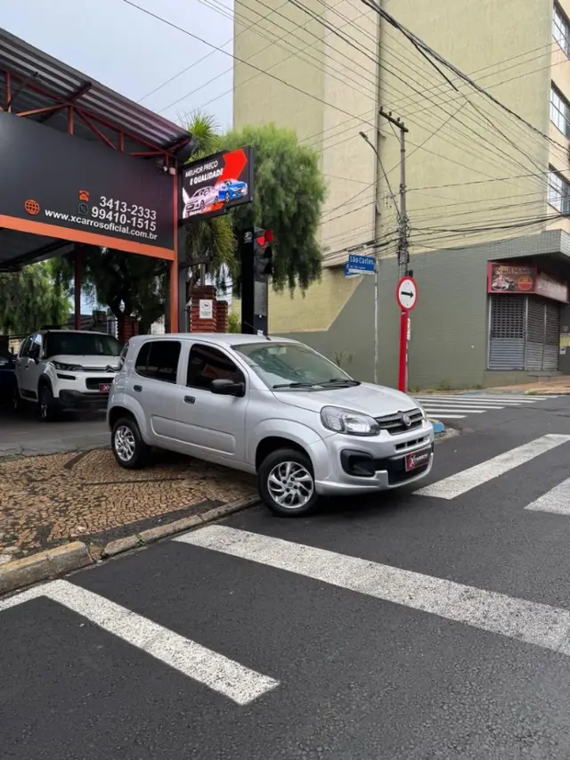 Carro Fiat Uno 2018 Drive 1.0 Firefly (Flex)