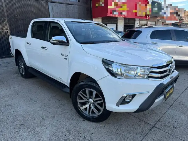Carro Toyota Hilux Cabine Dupla 2017 Hilux 2.7 SRV CD 4x2 (Flex) (Aut)
