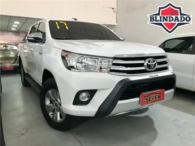 Carro Toyota Hilux Cabine Dupla 2017 Hilux 2.8 TDI SR CD 4x4 (Aut)