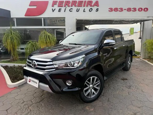 Carro Toyota Hilux Cabine Dupla 2017 Hilux 2.8 TDI SRX CD 4x4 (Aut)