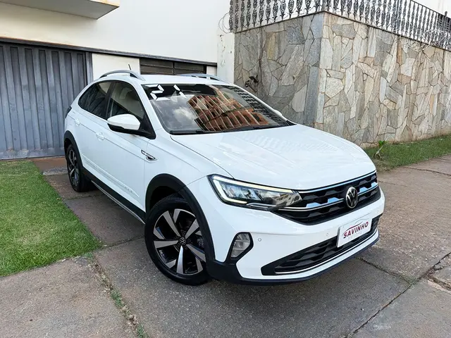Carro Volkswagen Nivus 2021 Highline 1.0 Turbo (Aut.)