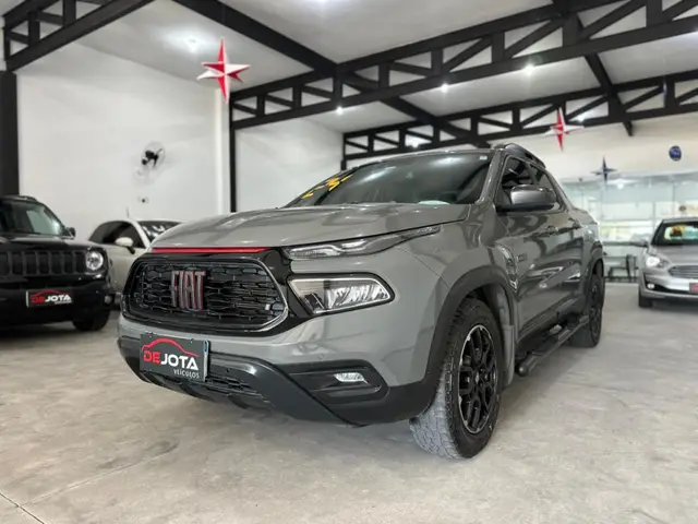Carro Fiat Toro 2024 Ultra 2.0
